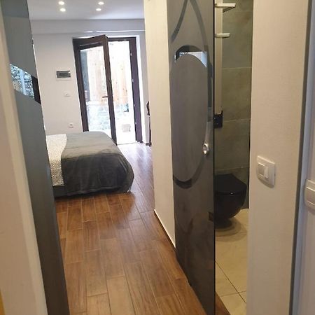 קובאריד Apartma Na Klancu מראה חיצוני תמונה