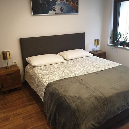 קובאריד Apartma Na Klancu מראה חיצוני תמונה